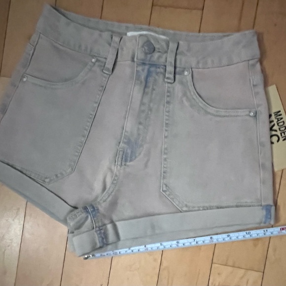 Tinted cropped denim jacket with denim shorts set - Picture 6 of 7